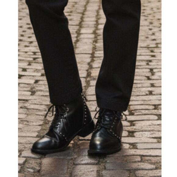 Stuart Weitzman Lashease Blk Leather Studded Ankle Boots 8.5 Lace Up Moto Grunge - Picture 3 of 11